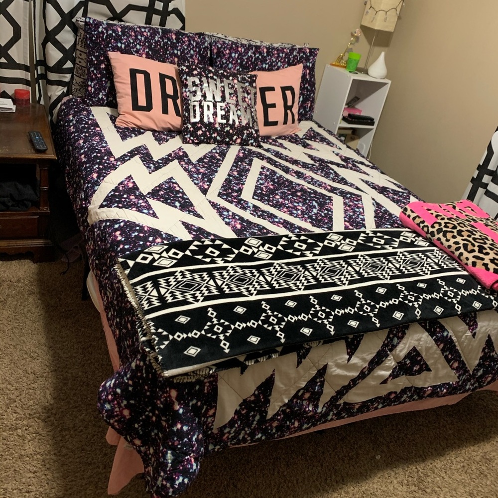 🆘IN SEARCH OF🆘